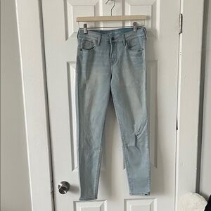 Old Navy Women's Light Blue Skinny Jeans